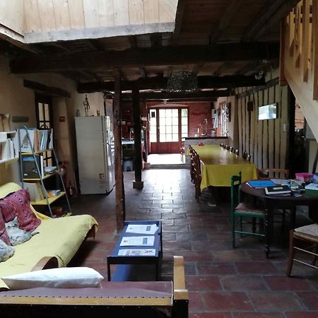 Le Grange Hostel Giscaro Exterior photo